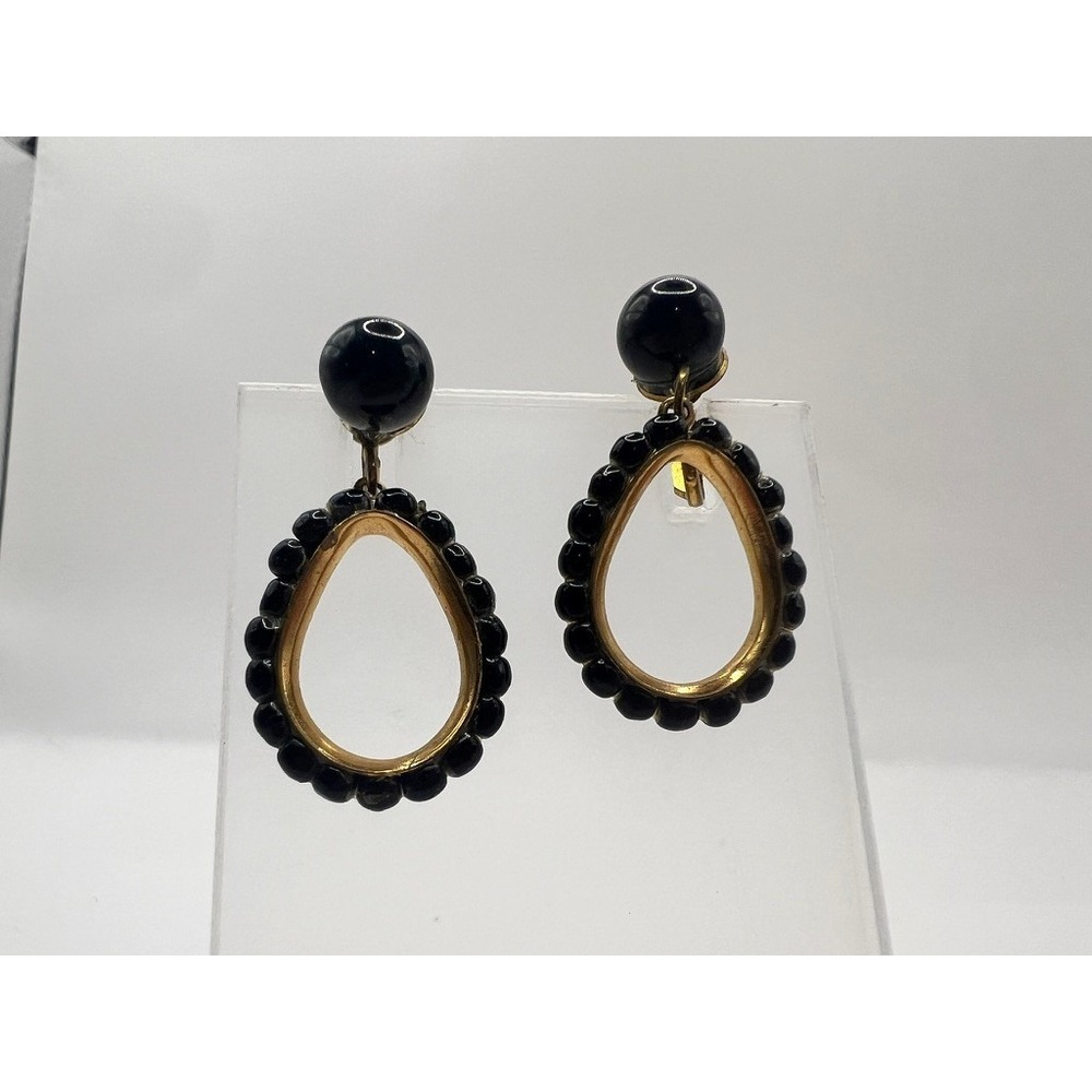 Vintage Black Glass Screwback Earrings Gold Tone Teardrop Dangle Mod MCMโ Atomic